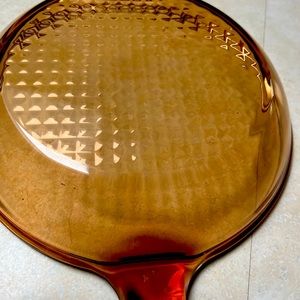 Visions 10 inch skillet in excellent condition amber color